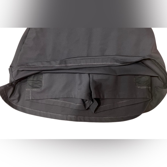 Girlfriend collective - moon color- size medium skort - Picture 4 of 5